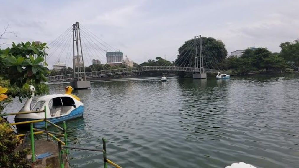 Boating at Beira Lake_5